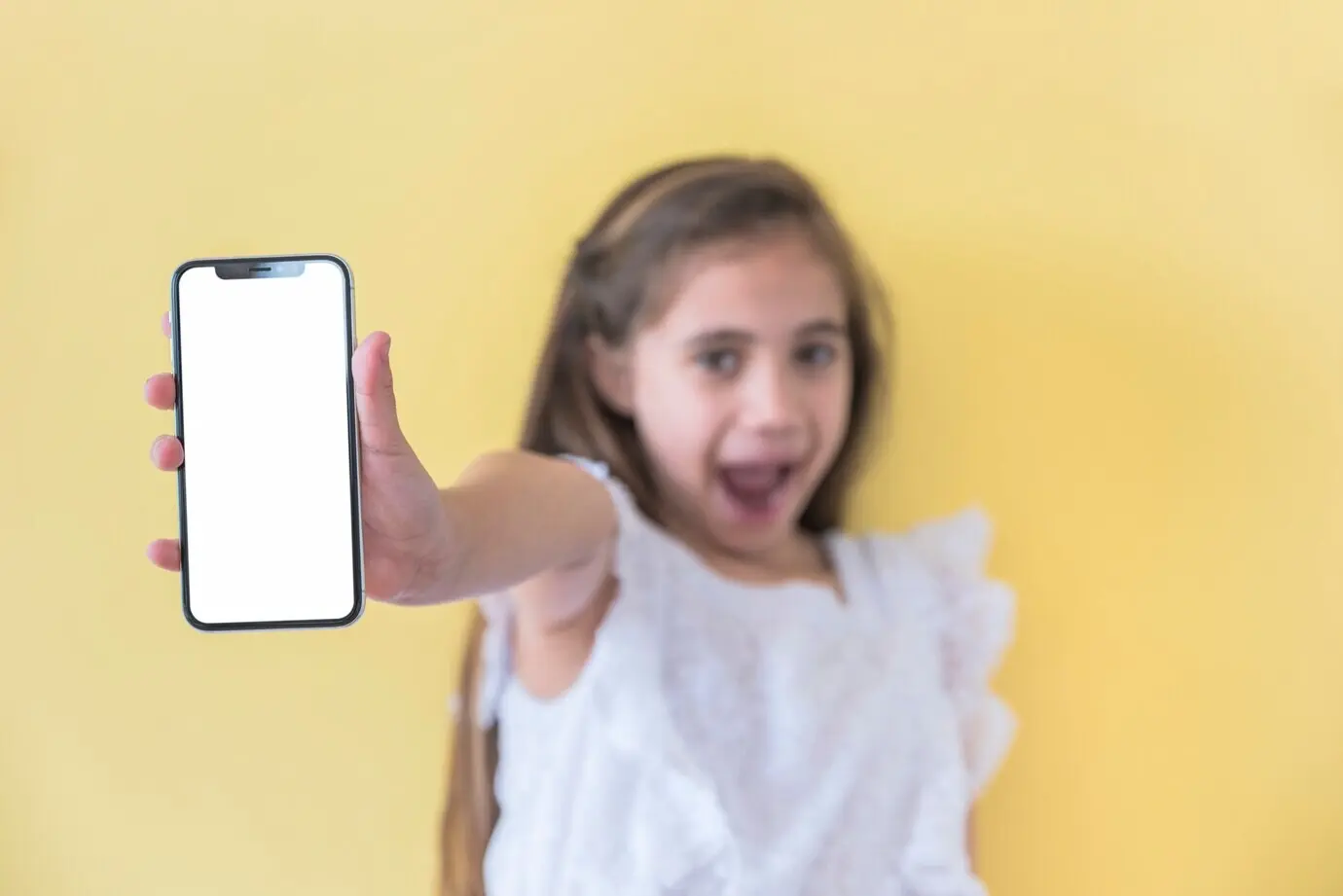 Пожалуйста, пришлите исходное описание, которое нужно перефразировать на русском языке.